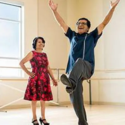 lp-circle-insert-800x800-gordon-couple-dancing.