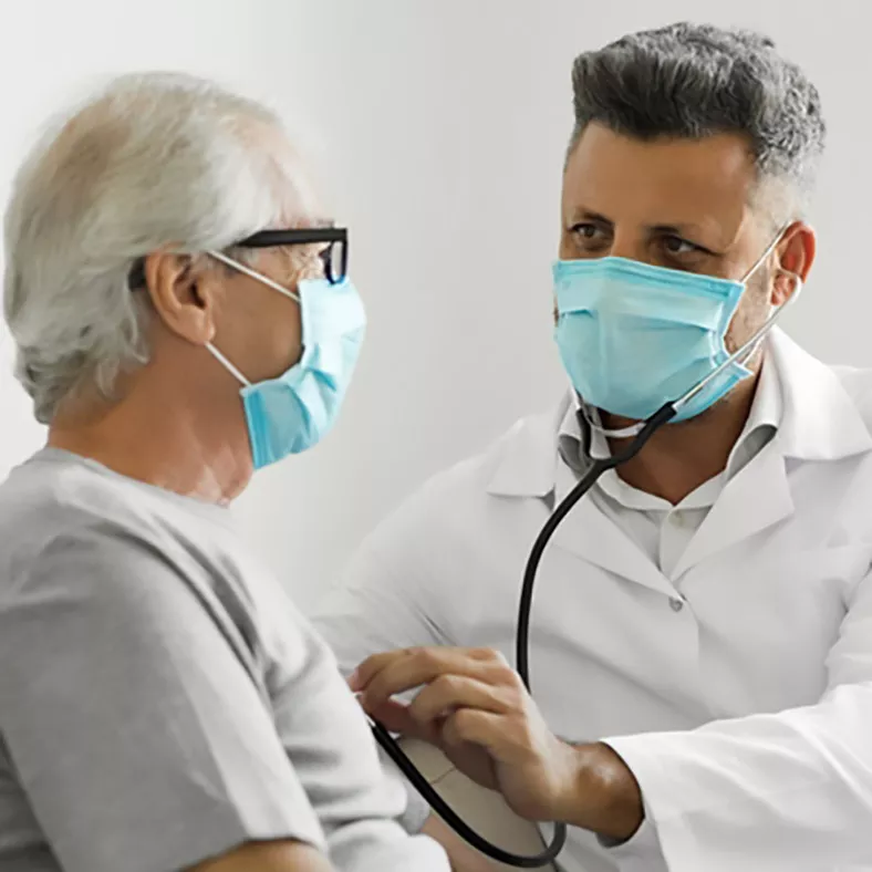 doctor-checkin-elder-patient-heart