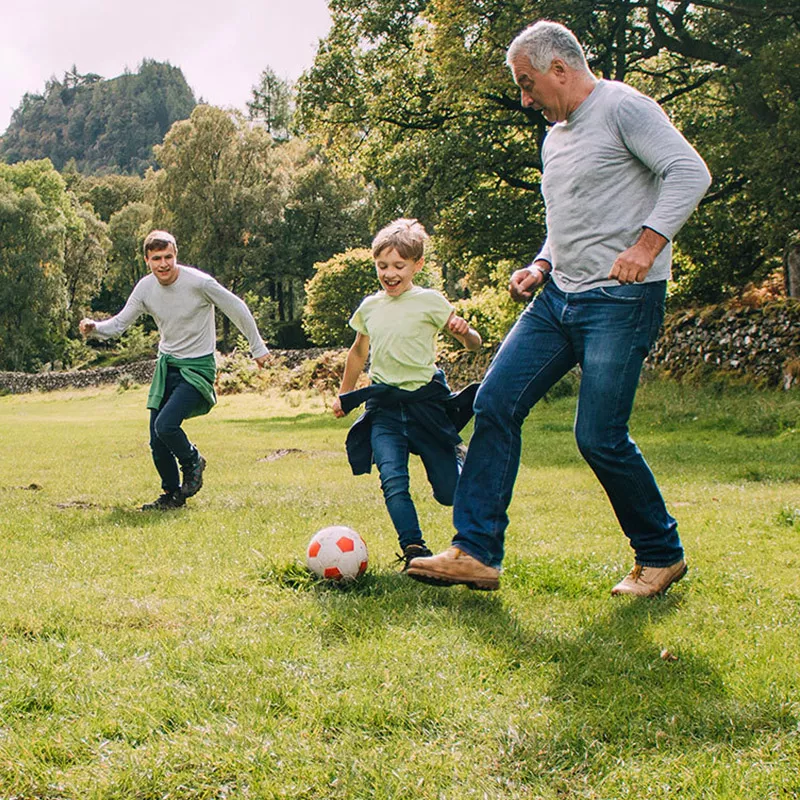 lp-circle-insert-800x800-rothman-family-playing-soccer.jpg