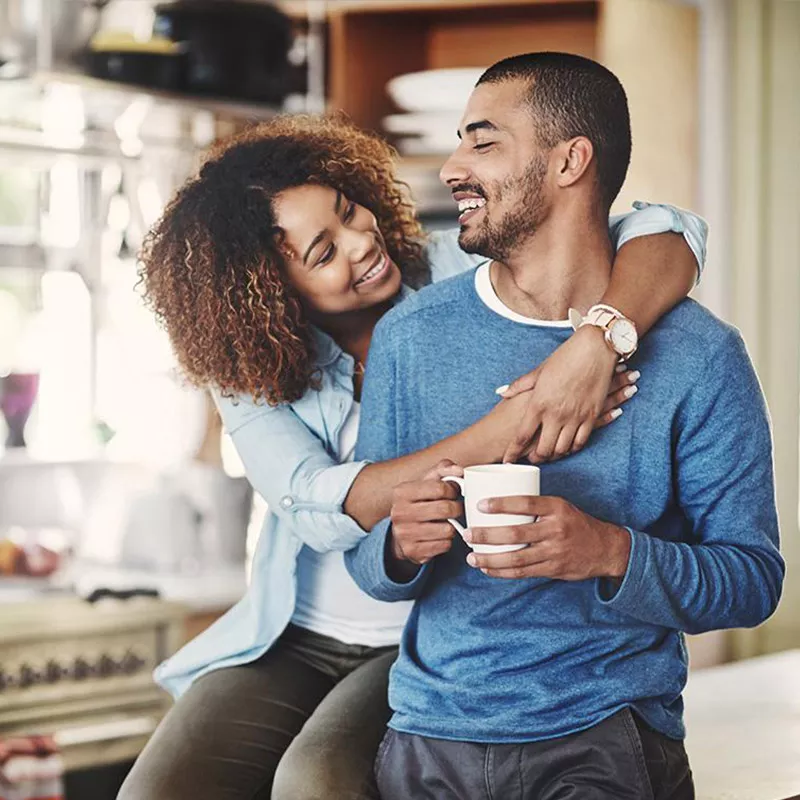 couple-in-the-kitchen