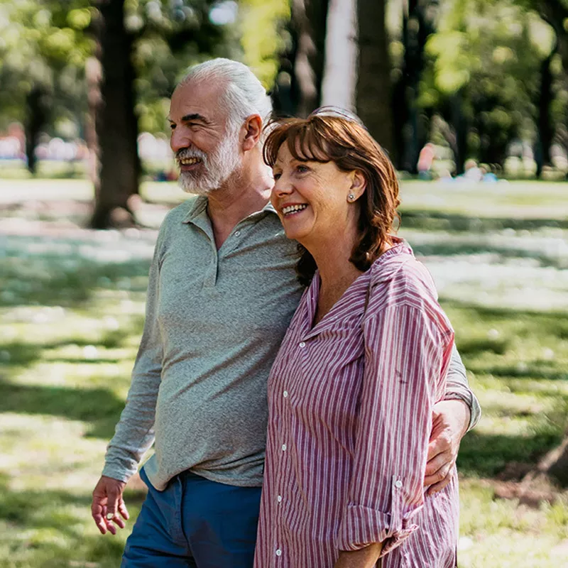 couple-walking-outdoors