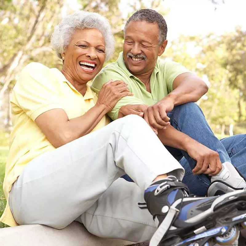LP-Circle-Insert-Large-Ortho-General-Texas-Couple-laughing-in-roller-blades