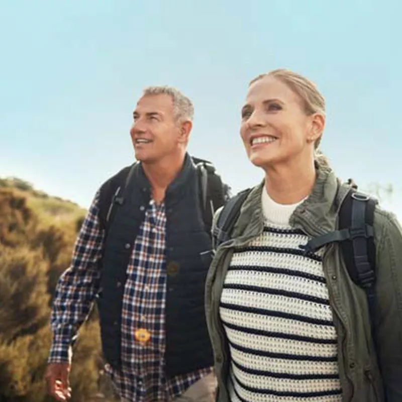 couple-walking-and-smiling