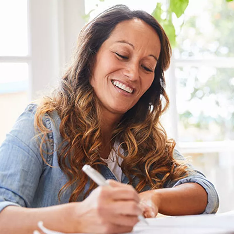 woman-writing