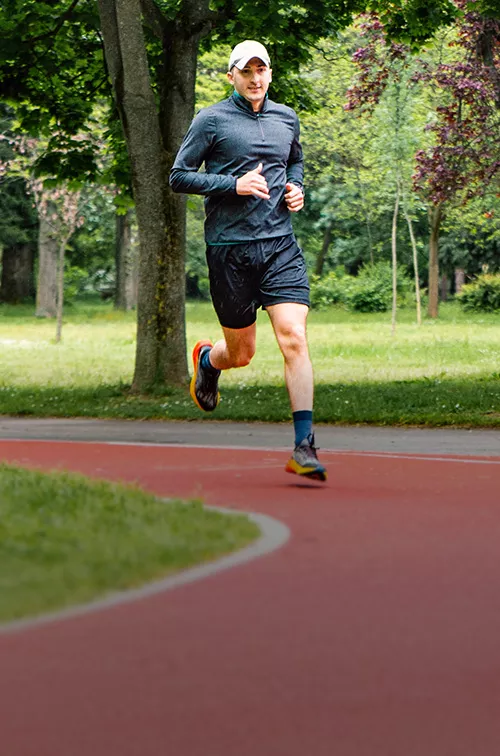 Runner on Track